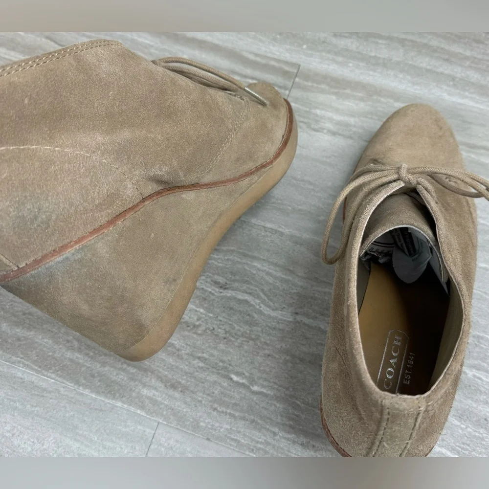 Coach Cassy Tan Suede Wedge Lace Up Booties Womens Size 8B